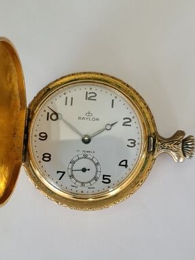 Vintage Hunter Case Baylor Goldtone Pocket Watch - White Dial